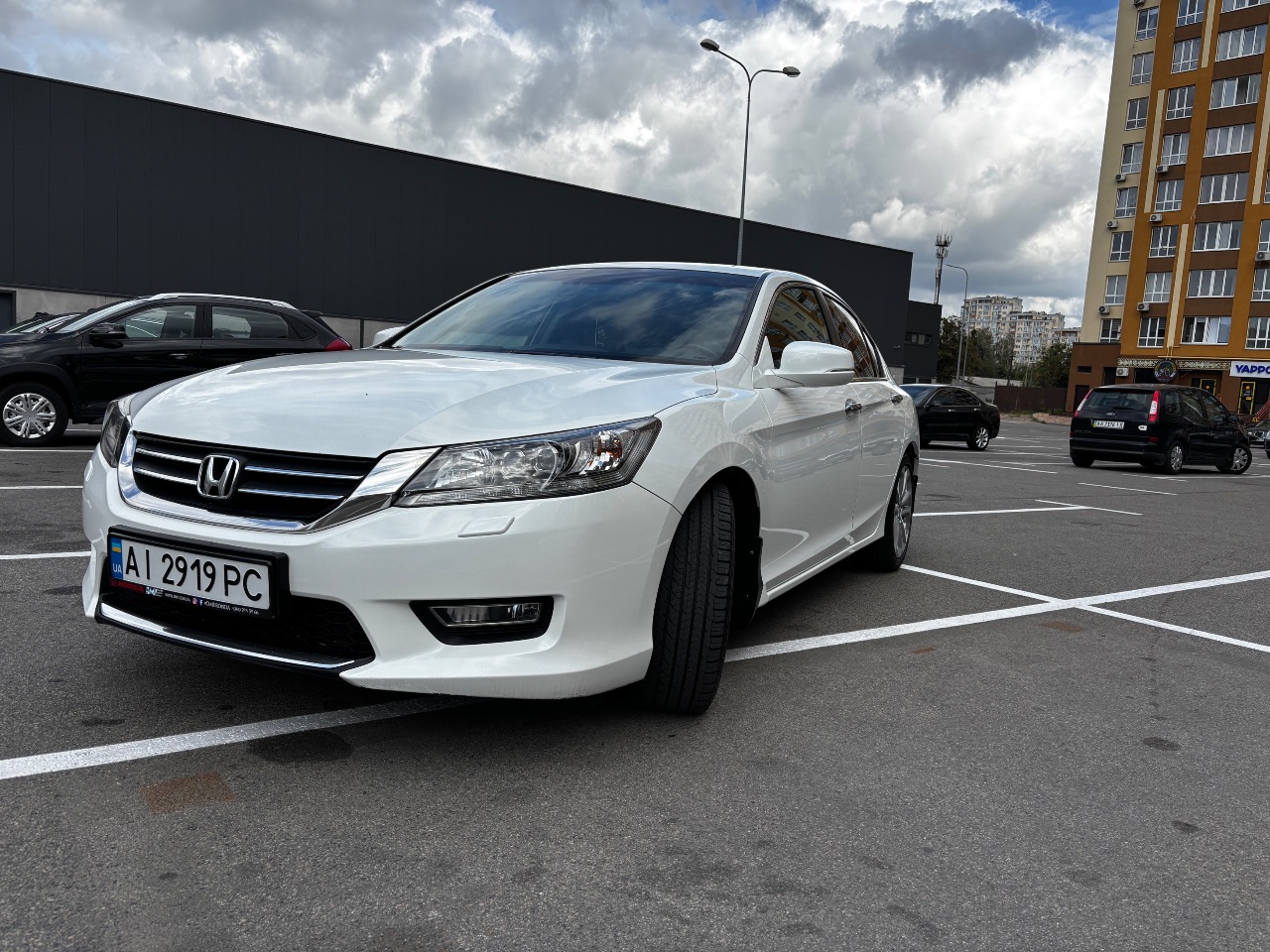 Honda Accord - фото 1