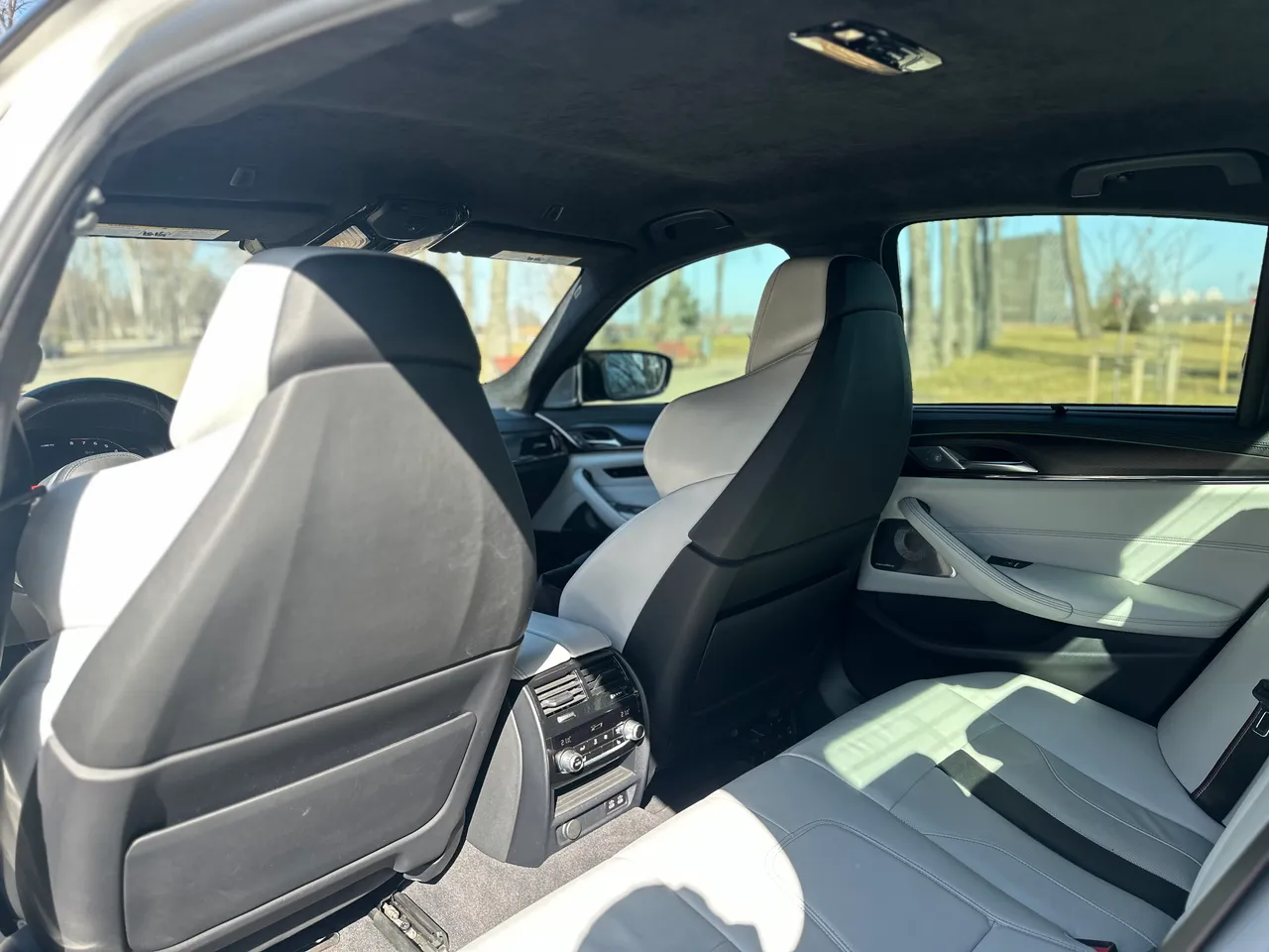 BMW M5 - фото 7