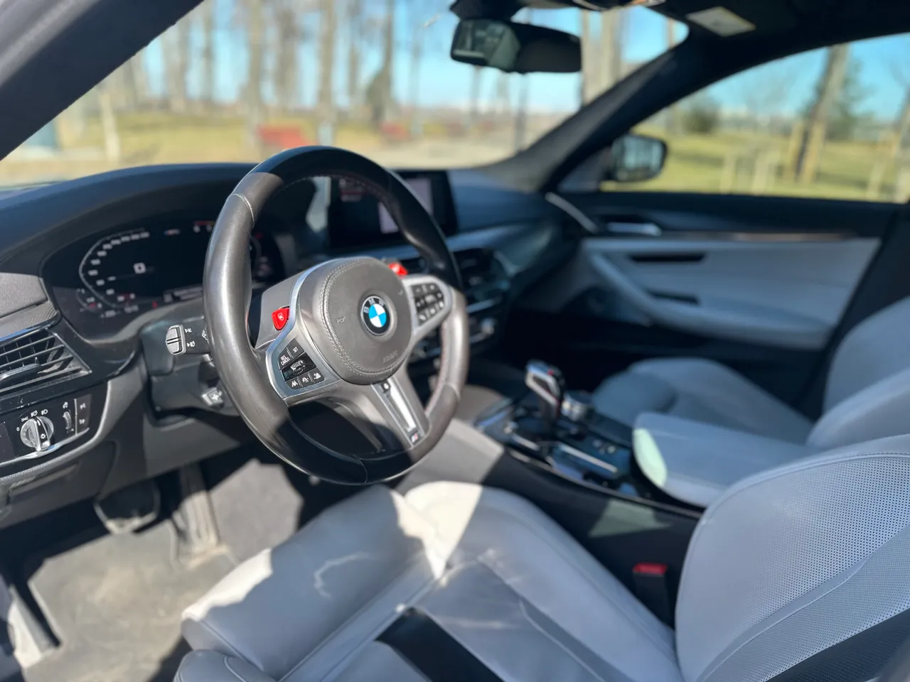 BMW M5 - фото 6