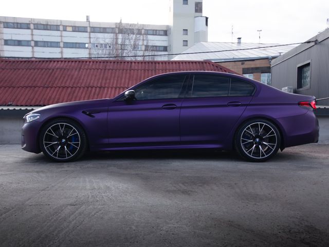BMW M5 - зображення 2