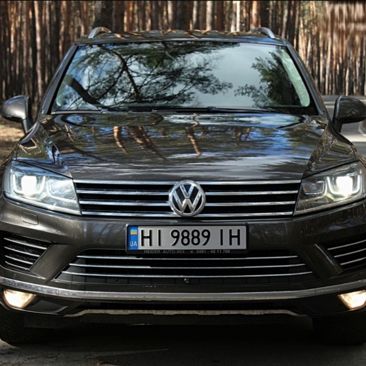 Volkswagen Touareg - фото 1