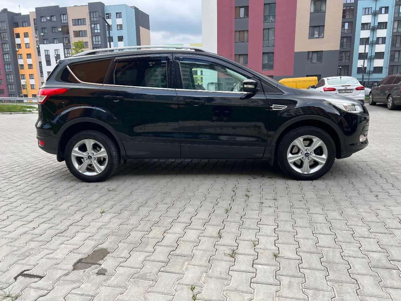 Ford Kuga - фото 13