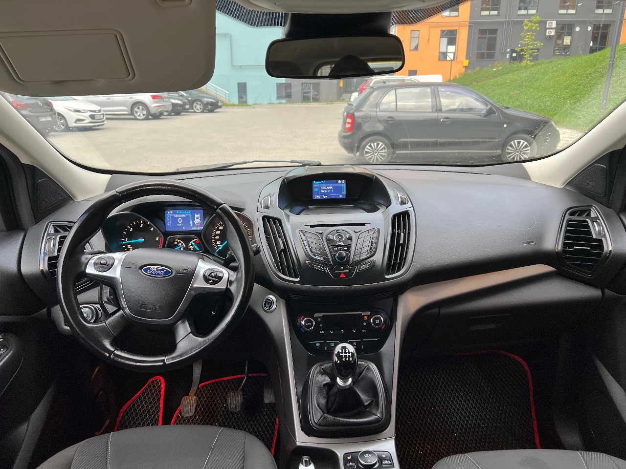 Ford Kuga - фото 25