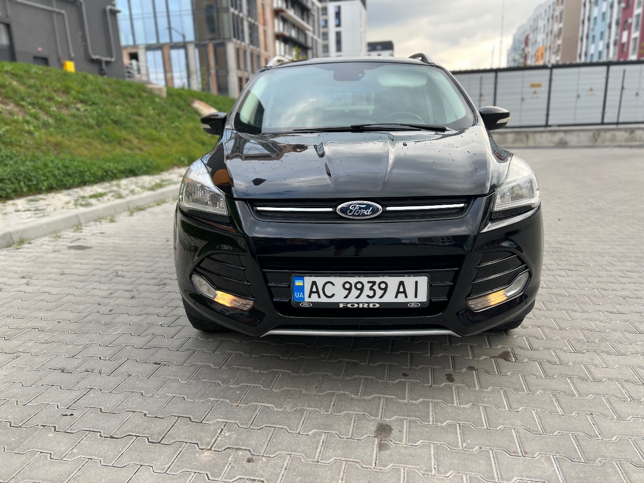 Ford Kuga - фото 3