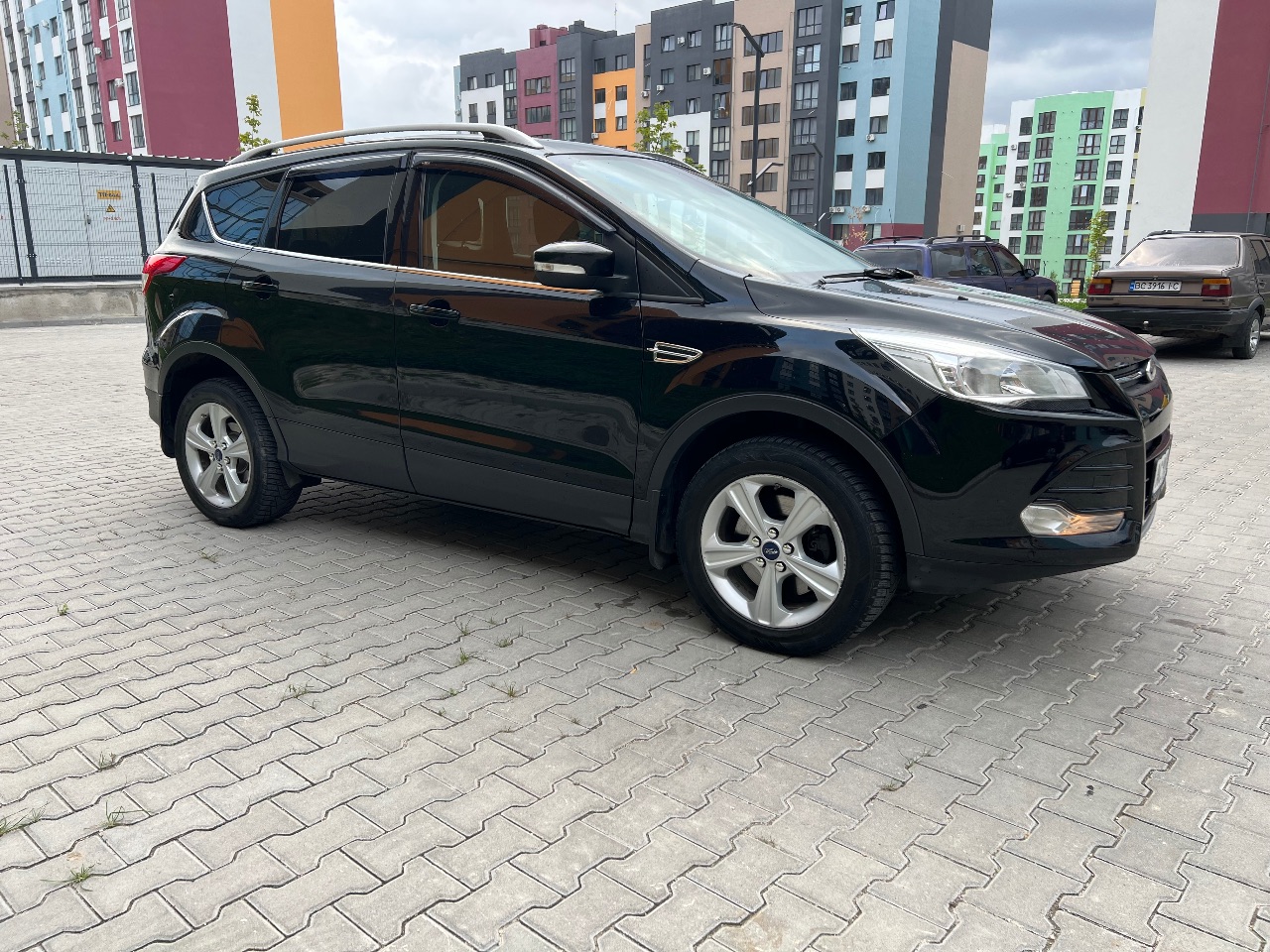 Ford Kuga - фото 10