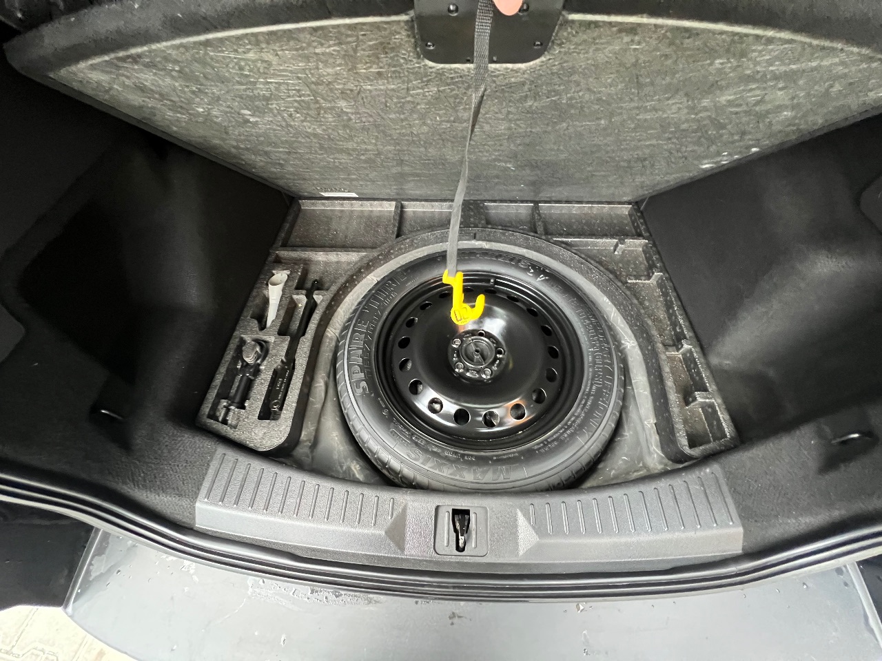 Ford Kuga - фото 30