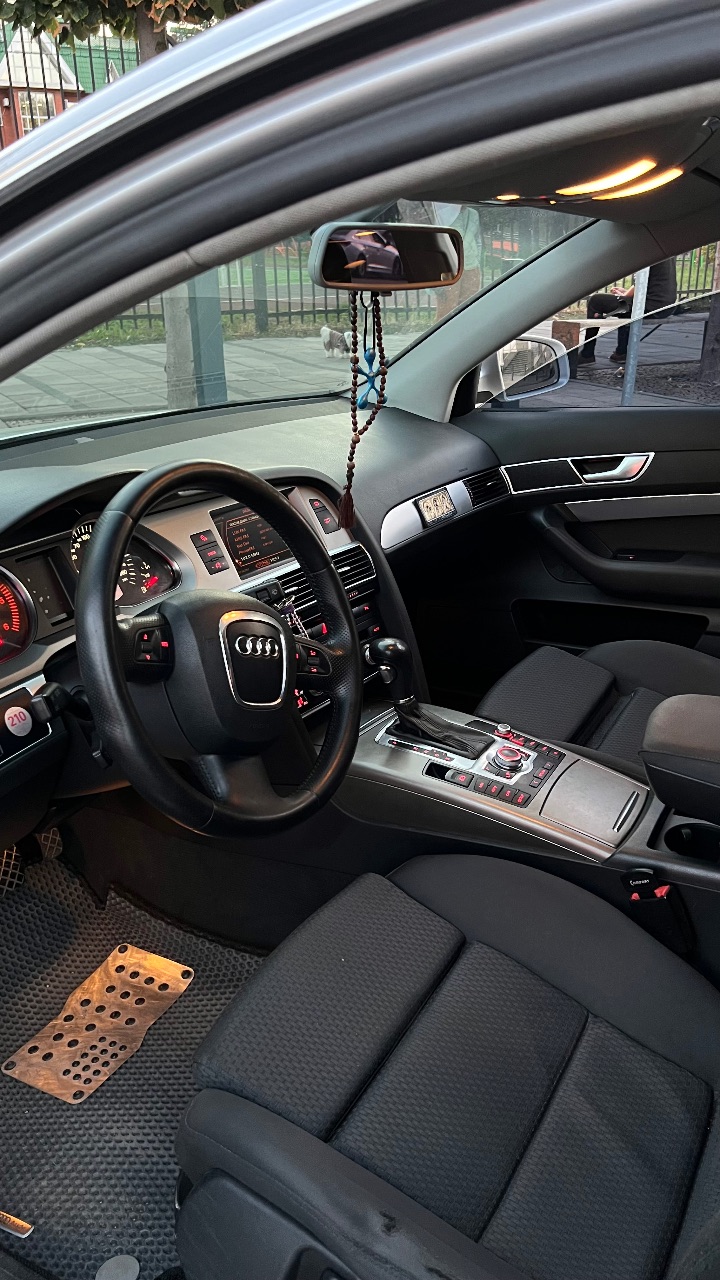 Audi A6 - фото 8