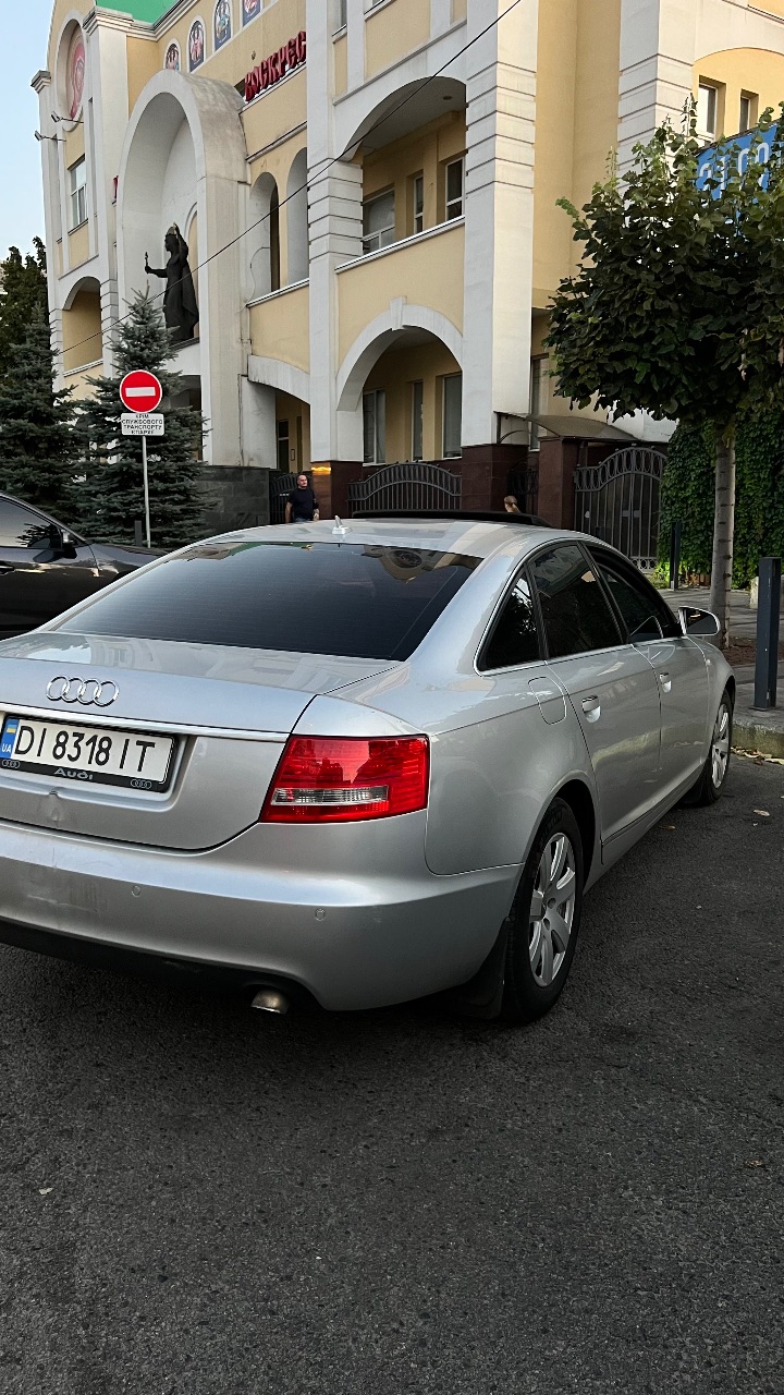 Audi A6 - фото 14
