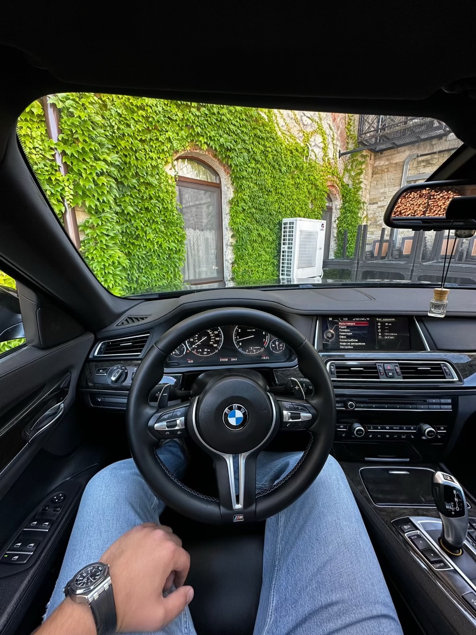 BMW 7 серії - фото 13