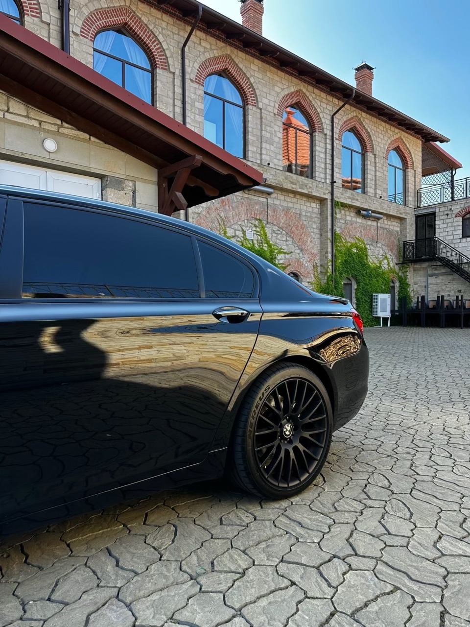 BMW 7 серії - фото 7