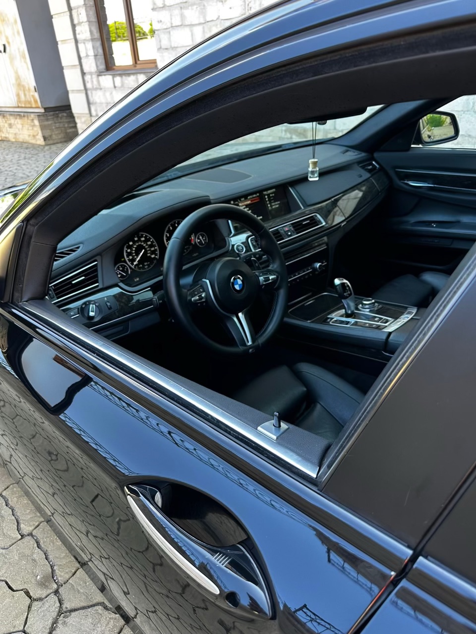 BMW 7 серії - фото 10