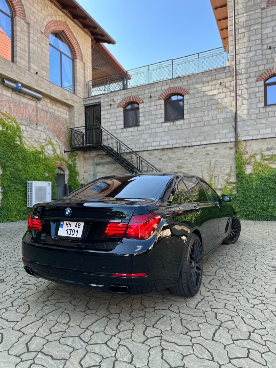 BMW 7 серії - фото 6