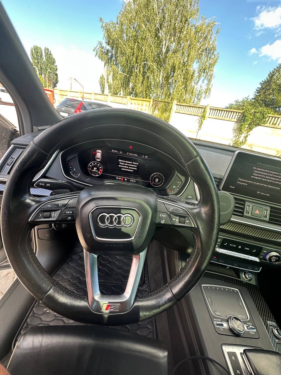 Audi SQ5 - фото 4