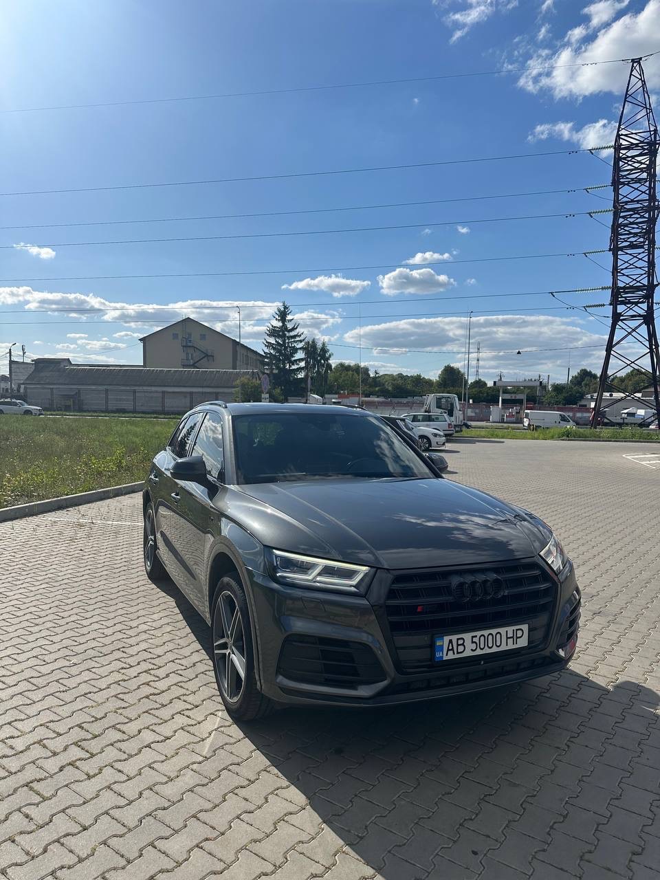 Audi SQ5 - фото 1
