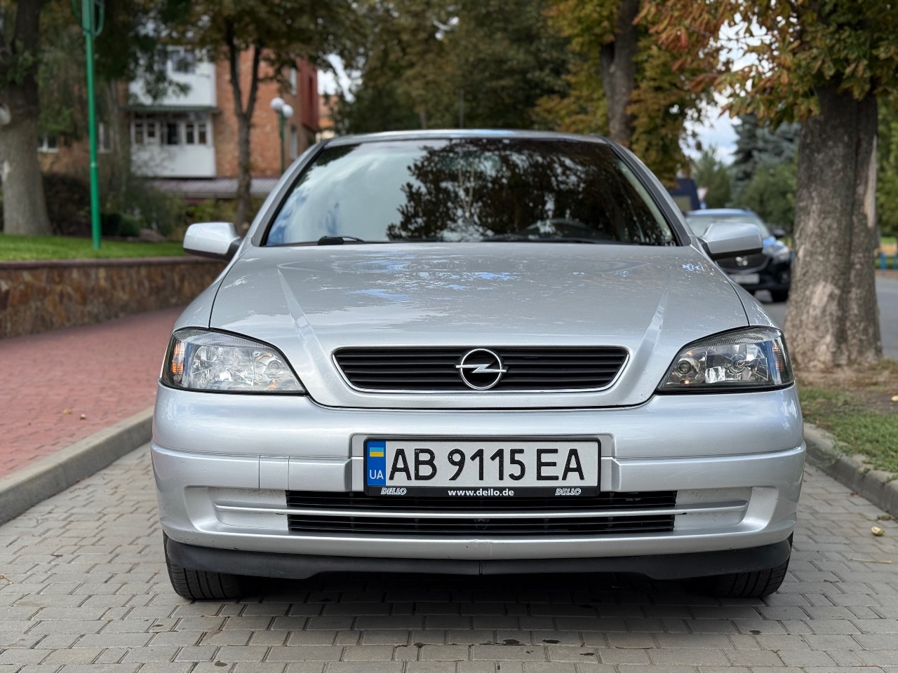 Opel Astra - фото 1