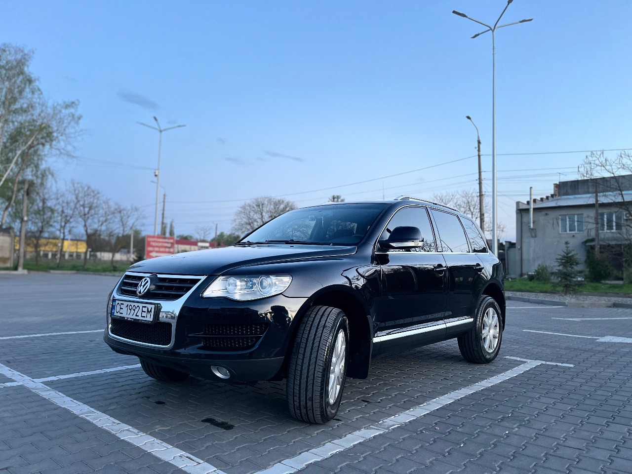 Volkswagen Touareg - фото 3