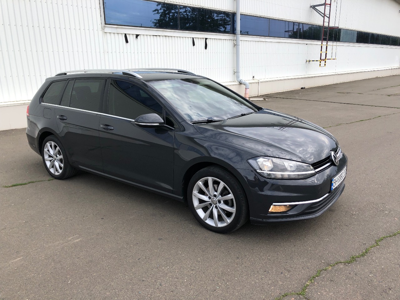 Volkswagen Golf - фото 15