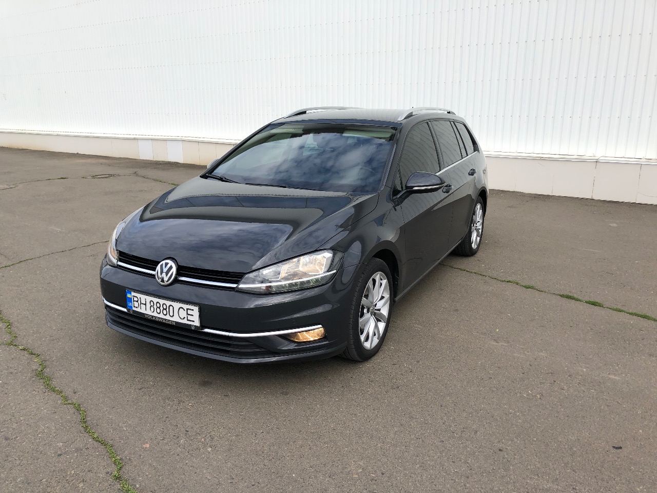 Volkswagen Golf - фото 3