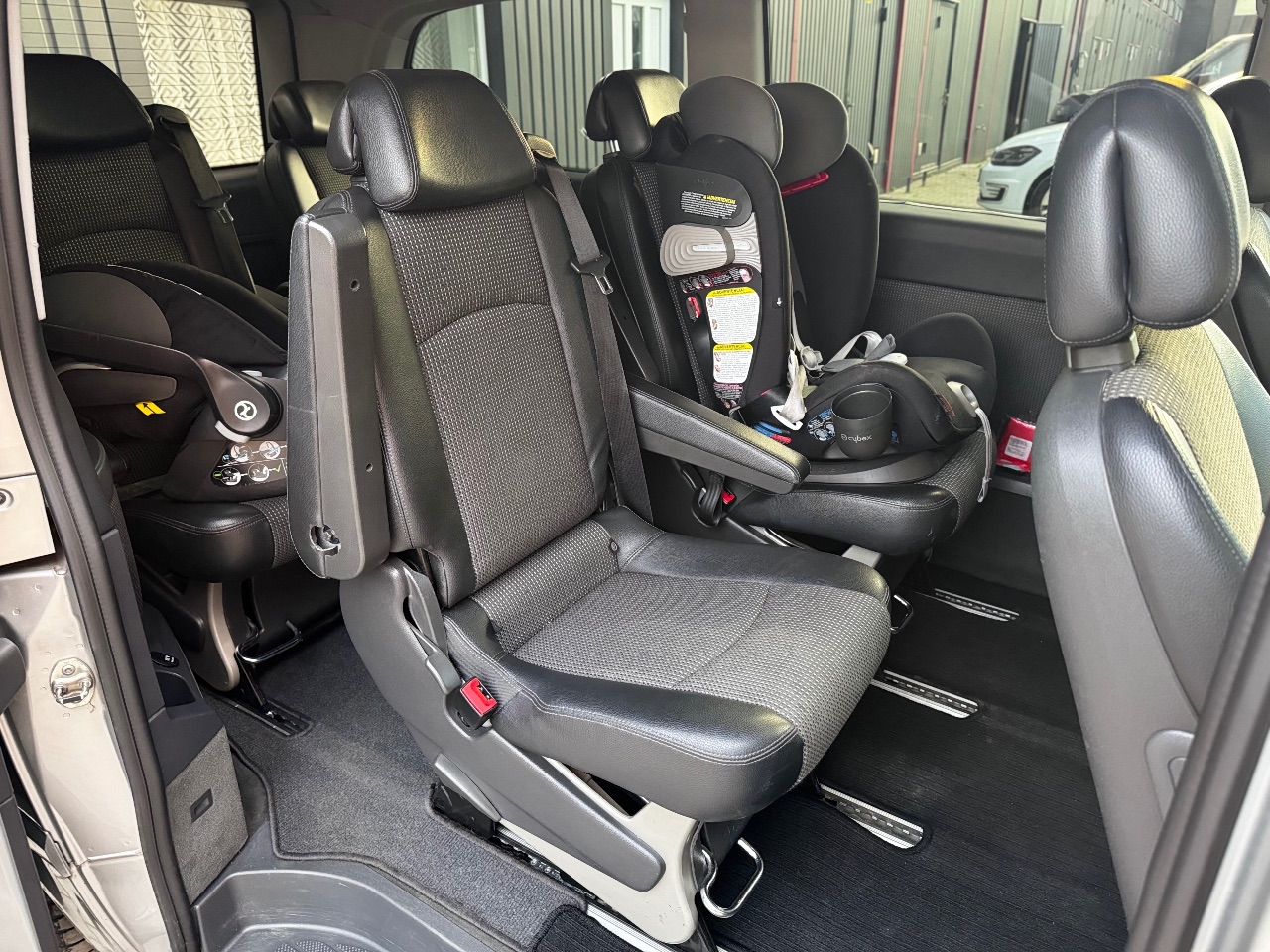 Mercedes-Benz Vito - фото 12