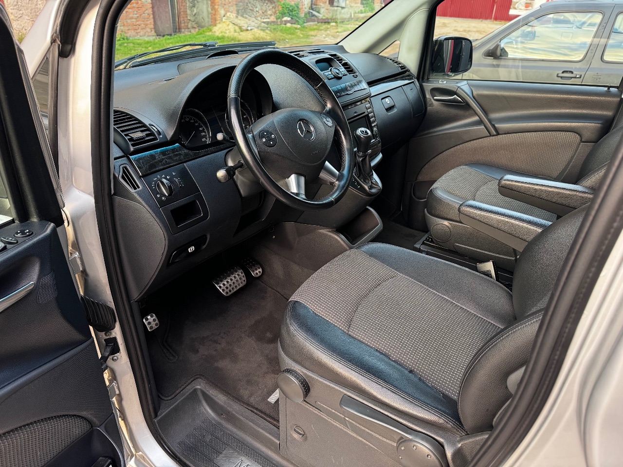 Mercedes-Benz Vito - фото 9