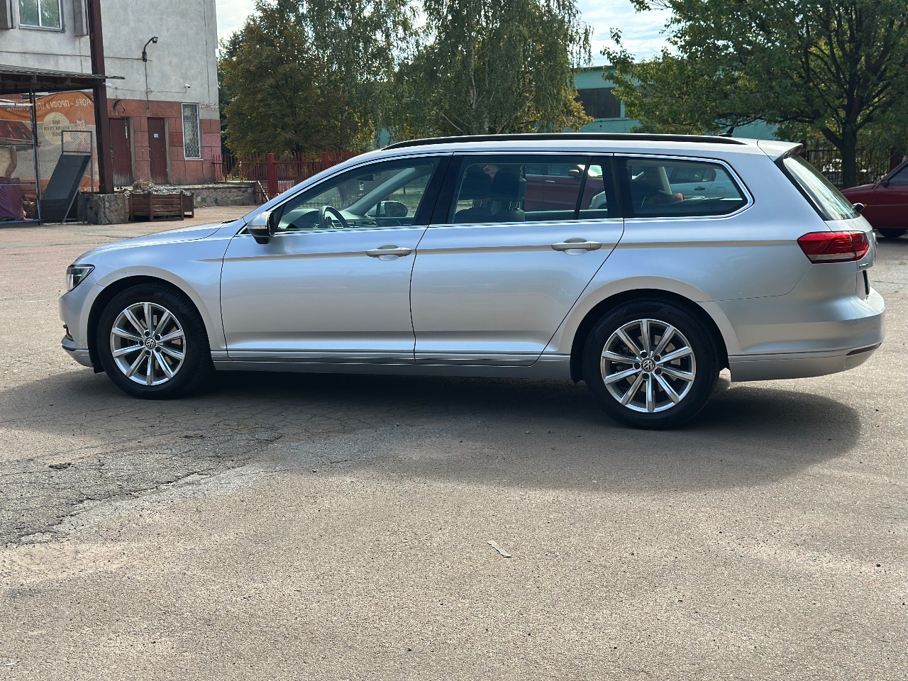 Volkswagen Passat - фото 9