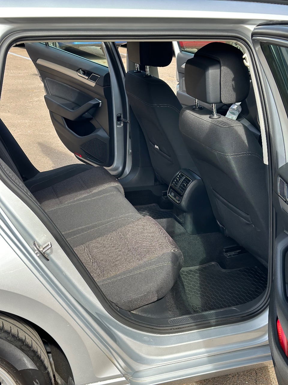 Volkswagen Passat - фото 20