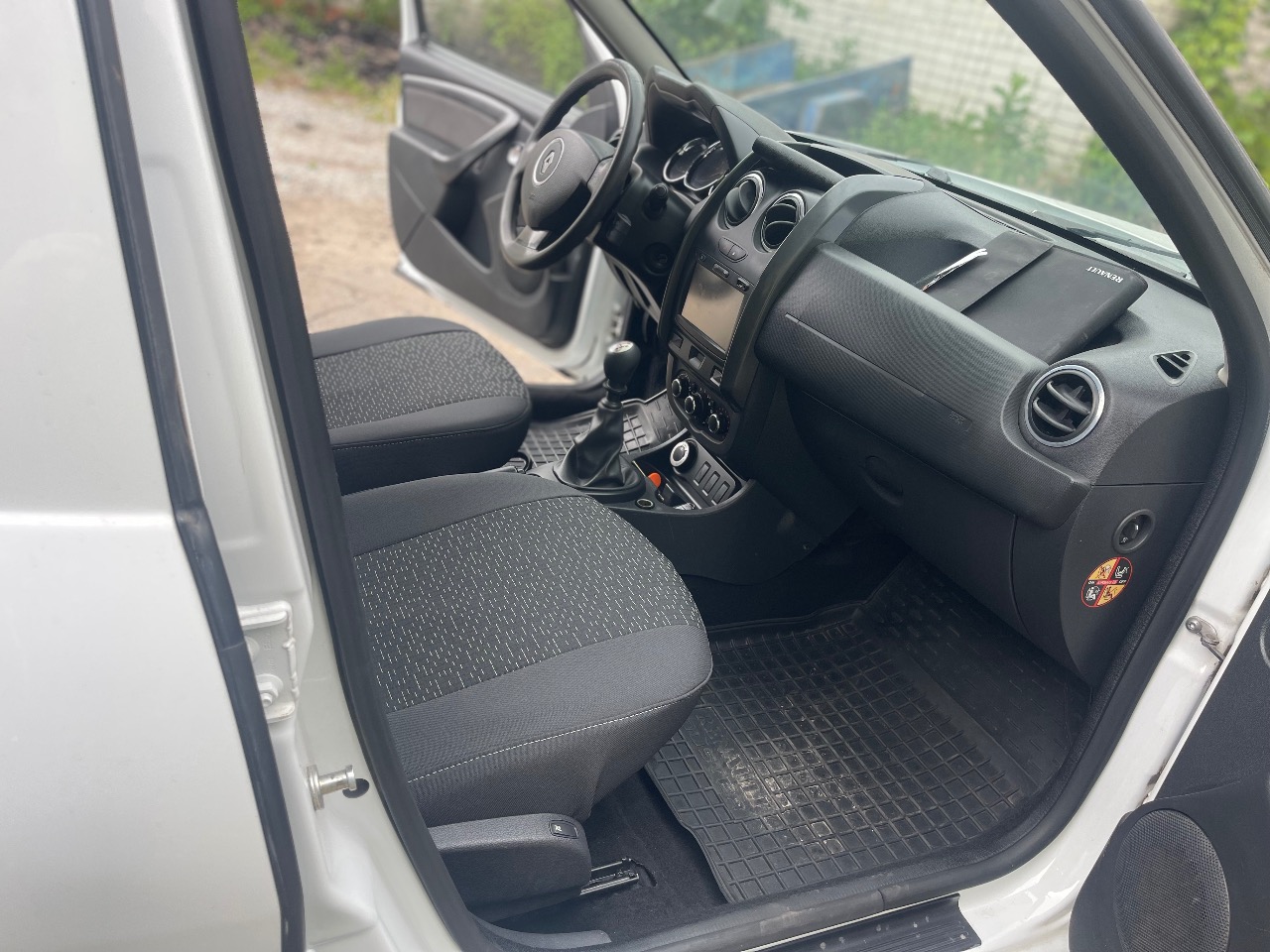 Renault Duster - фото 7