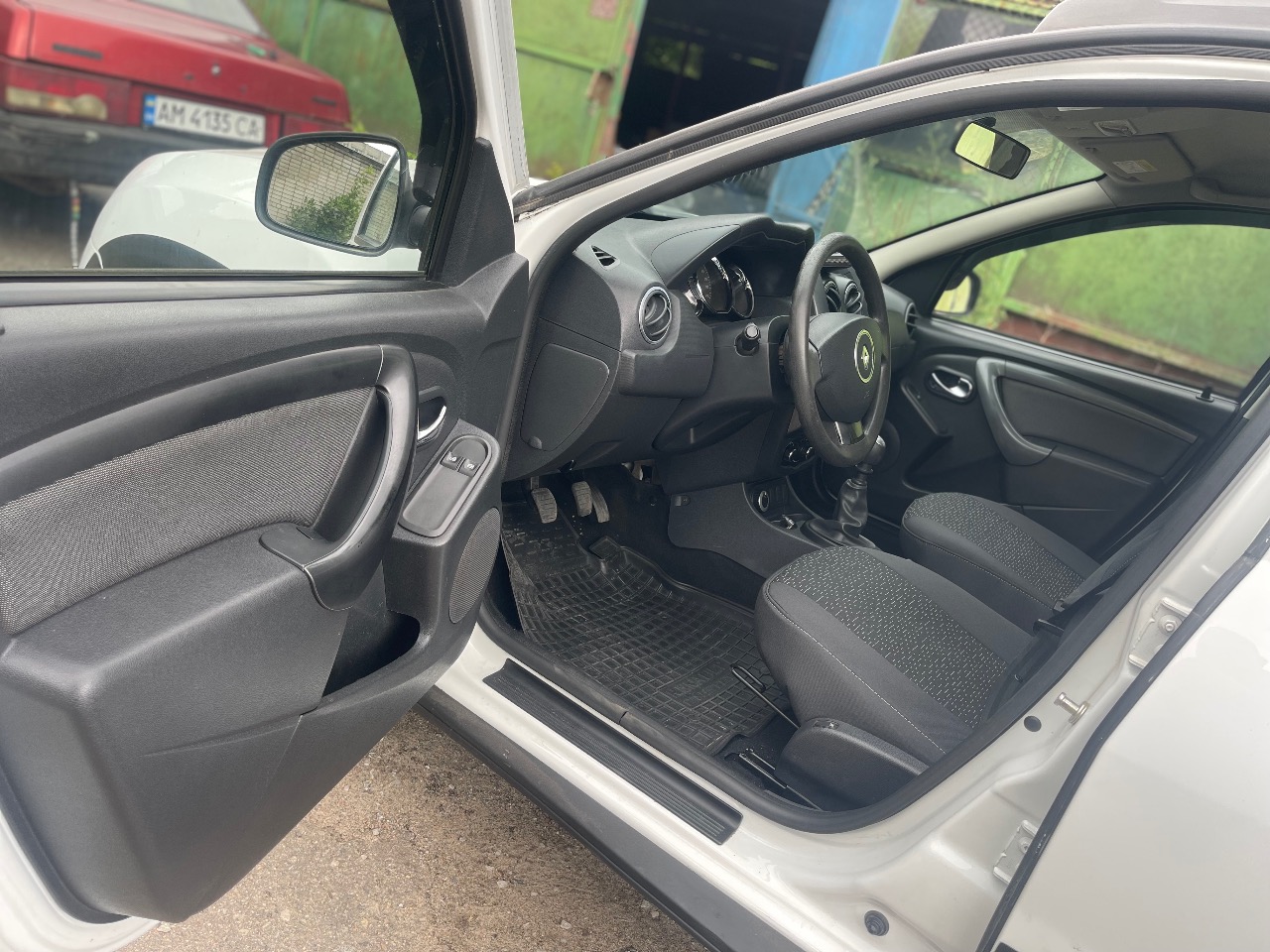 Renault Duster - фото 2