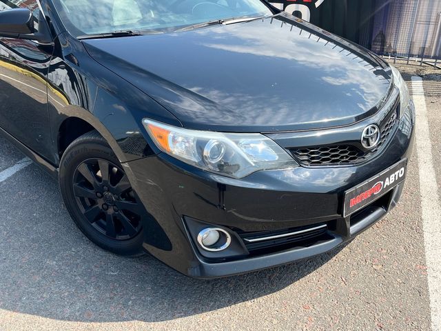 Toyota Camry - зображення 3