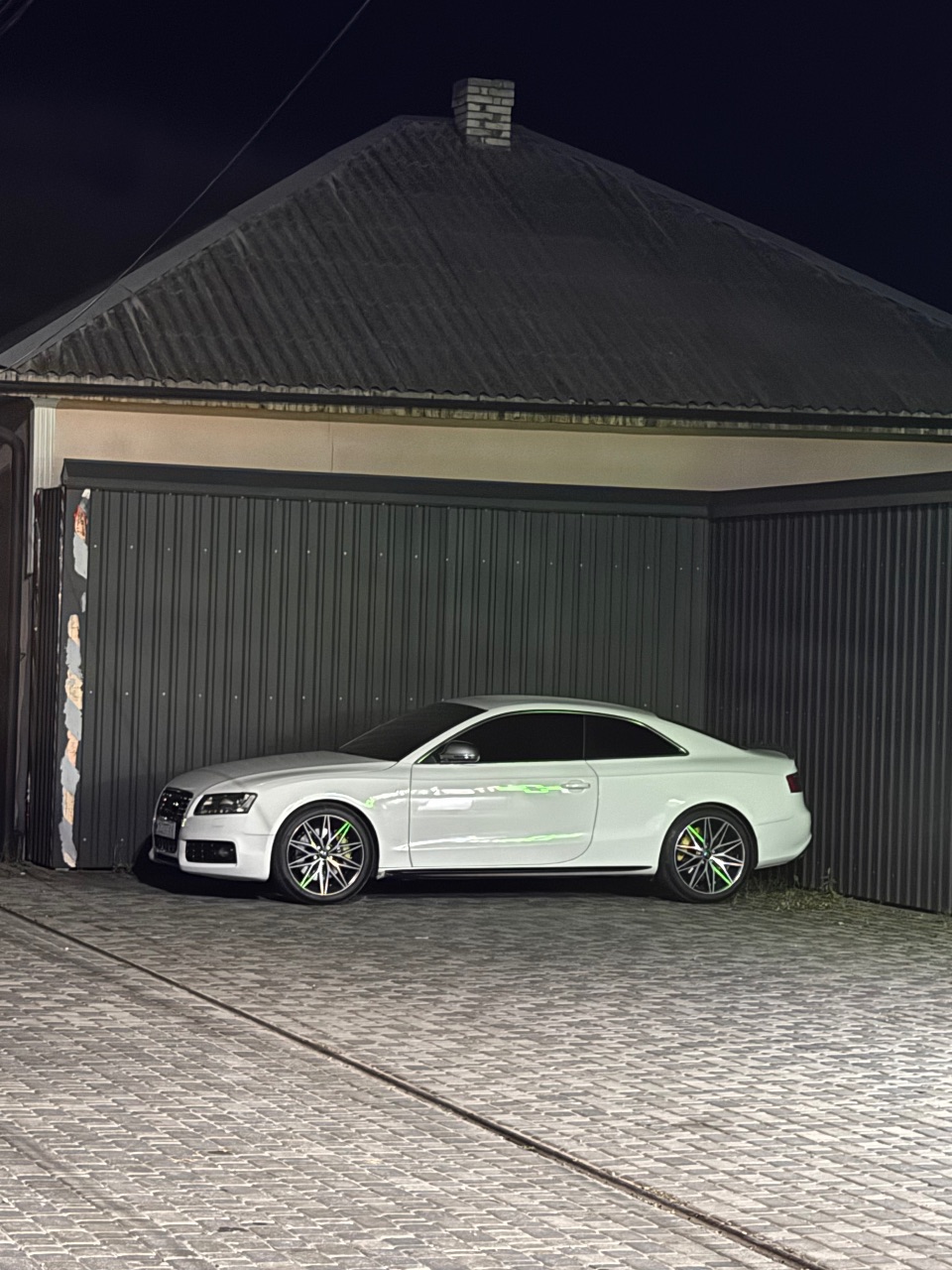 Audi S5 - фото 5