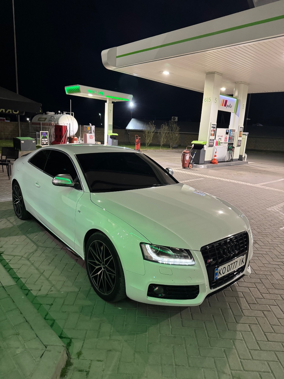 Audi S5 - фото 1