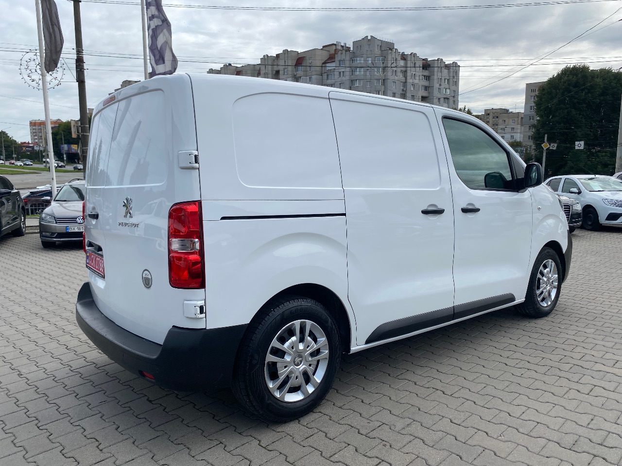 Peugeot Expert - фото 5