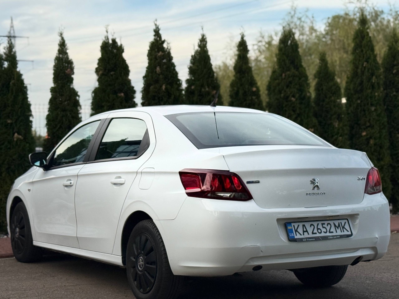 Peugeot 301 - фото 12