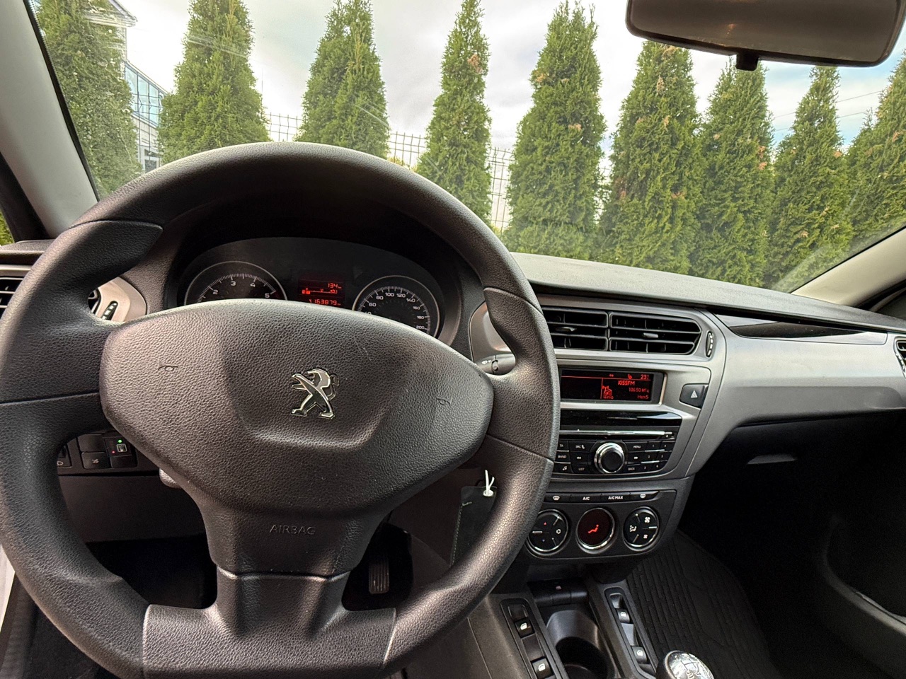 Peugeot 301 - фото 13