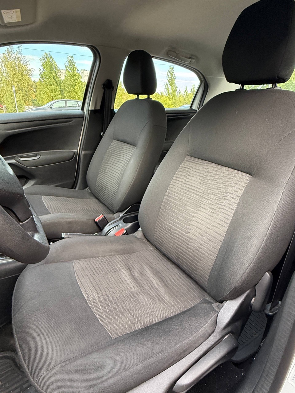 Peugeot 301 - фото 14