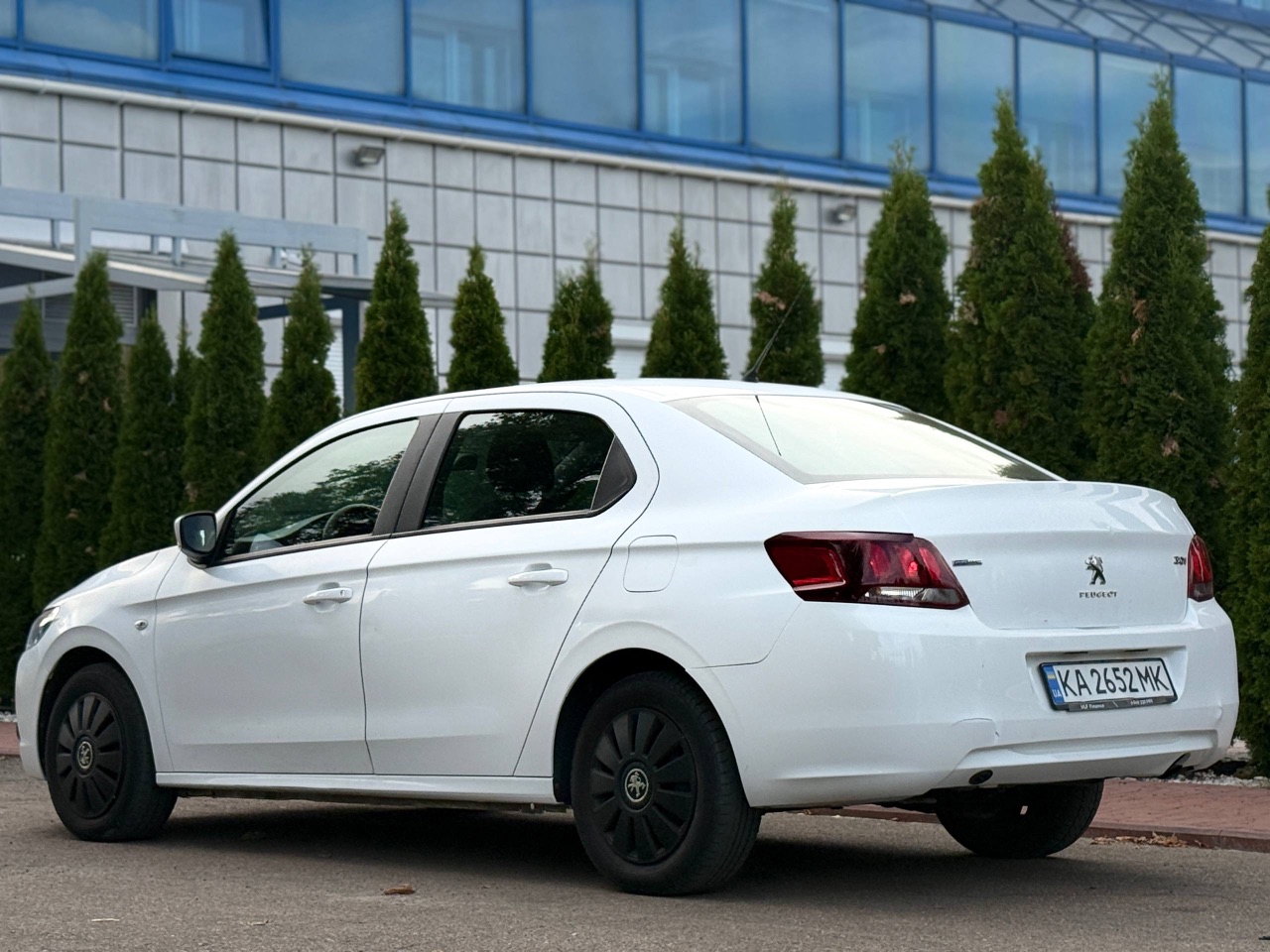 Peugeot 301 - фото 2