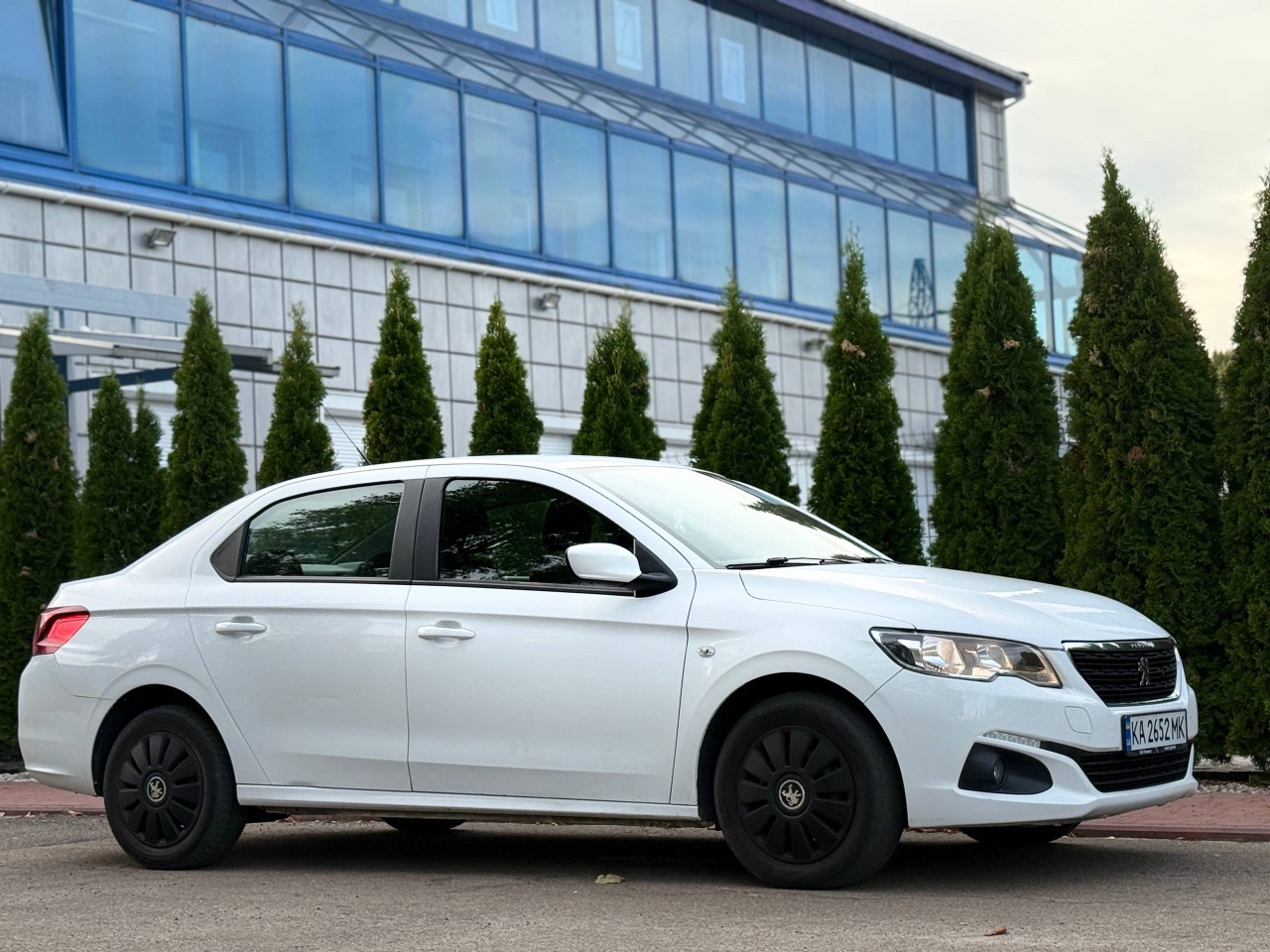 Peugeot 301 - фото 7