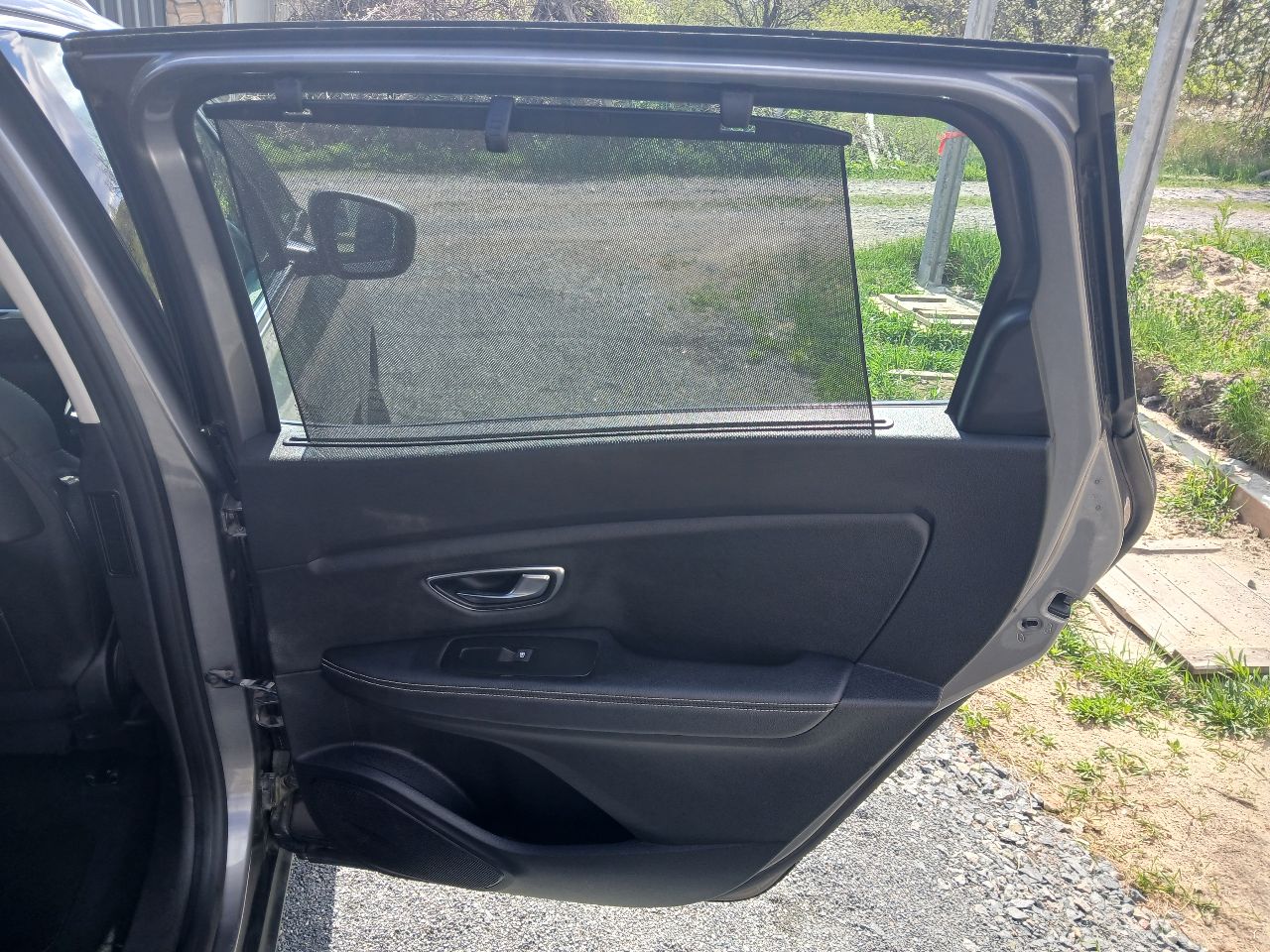 Renault Scenic - фото 16