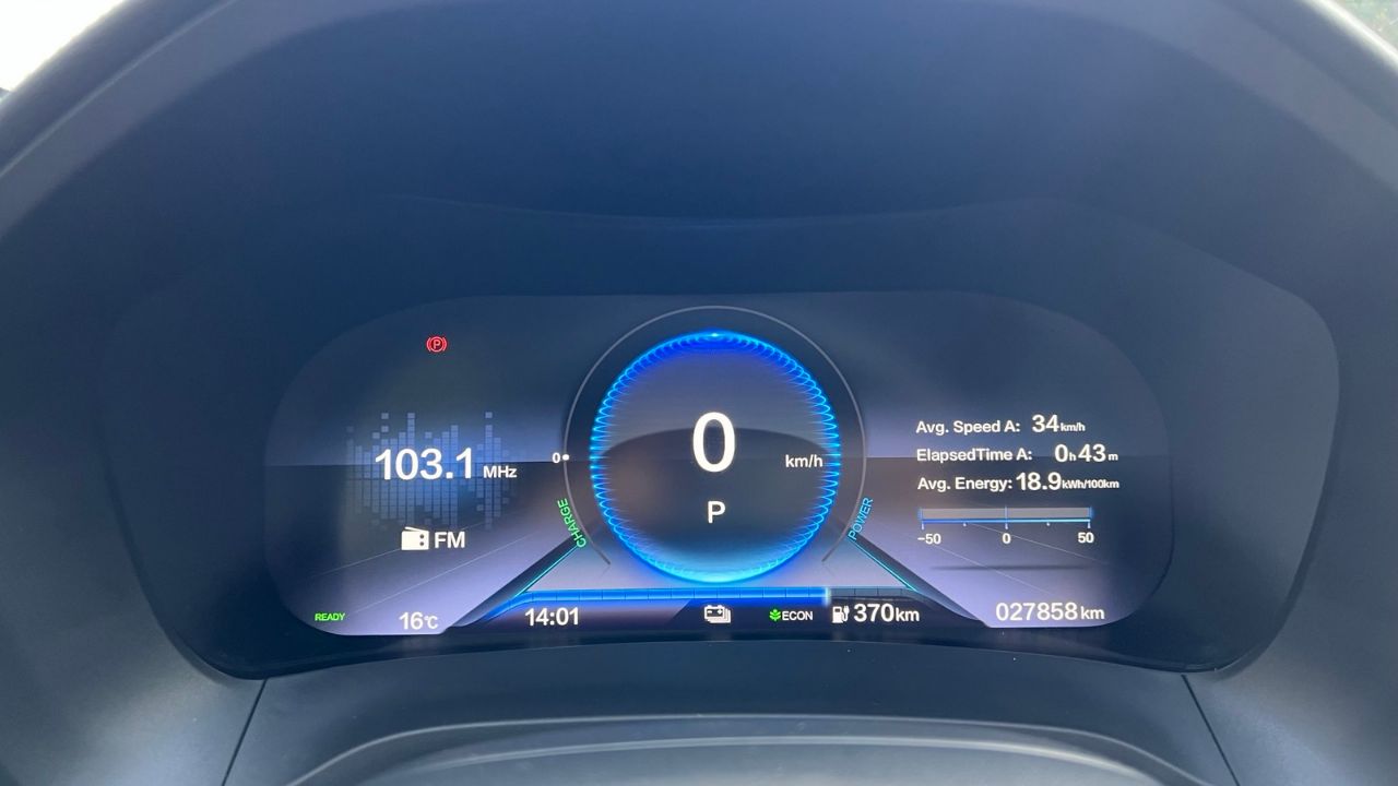 Honda M-NV - фото 8