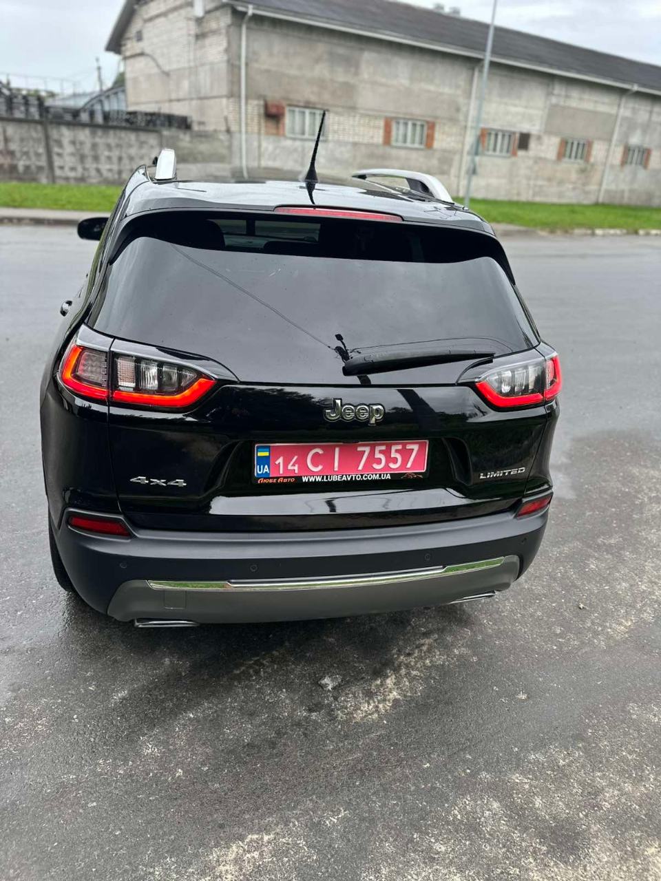 Jeep Cherokee - фото 27