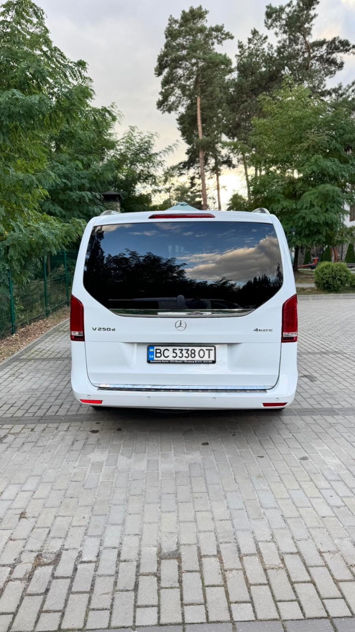 Mercedes-Benz V-Класс - фото 9