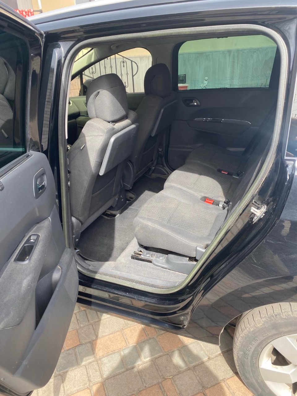 Peugeot 5008 - фото 13