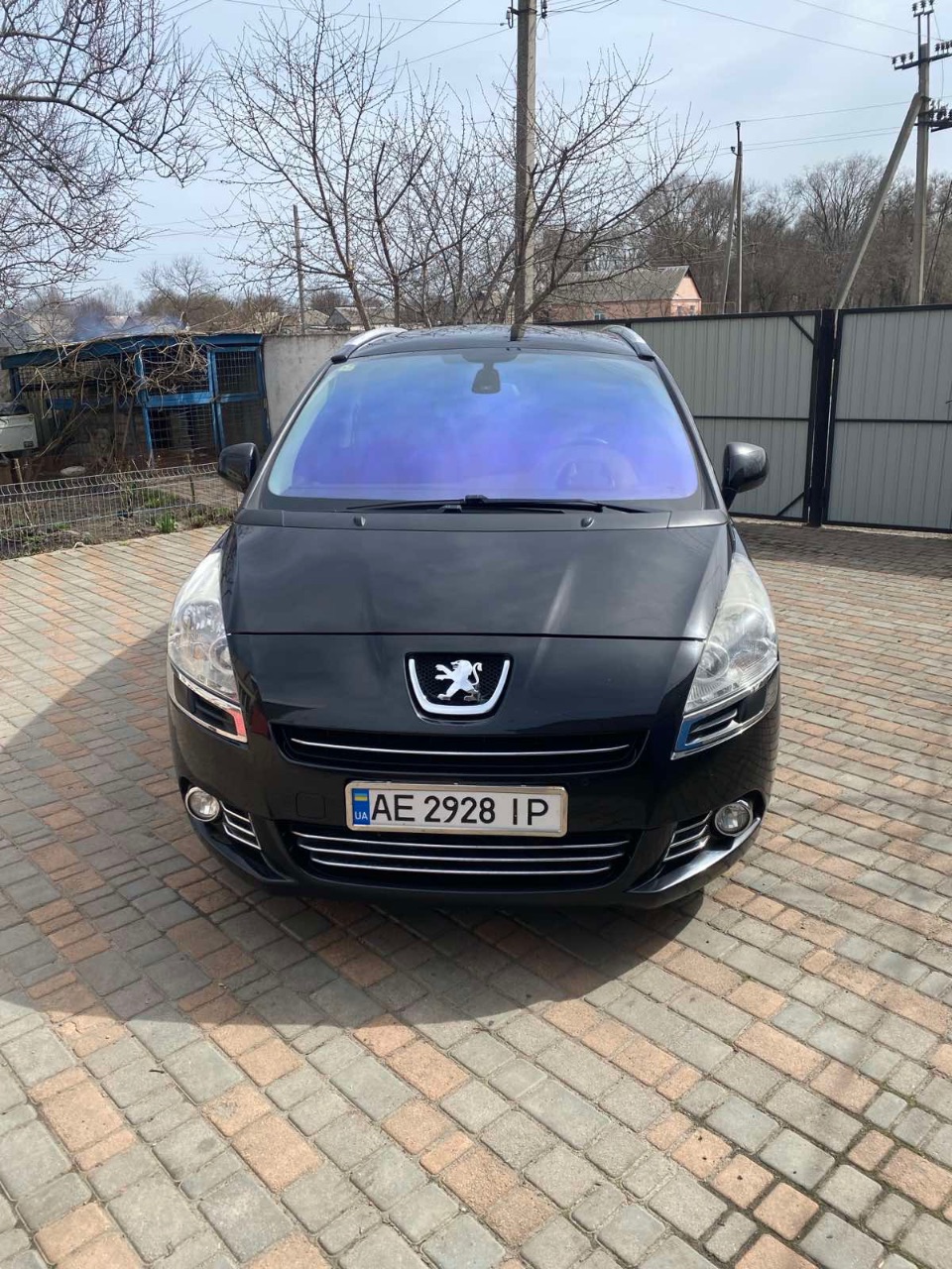 Peugeot 5008 - фото 1
