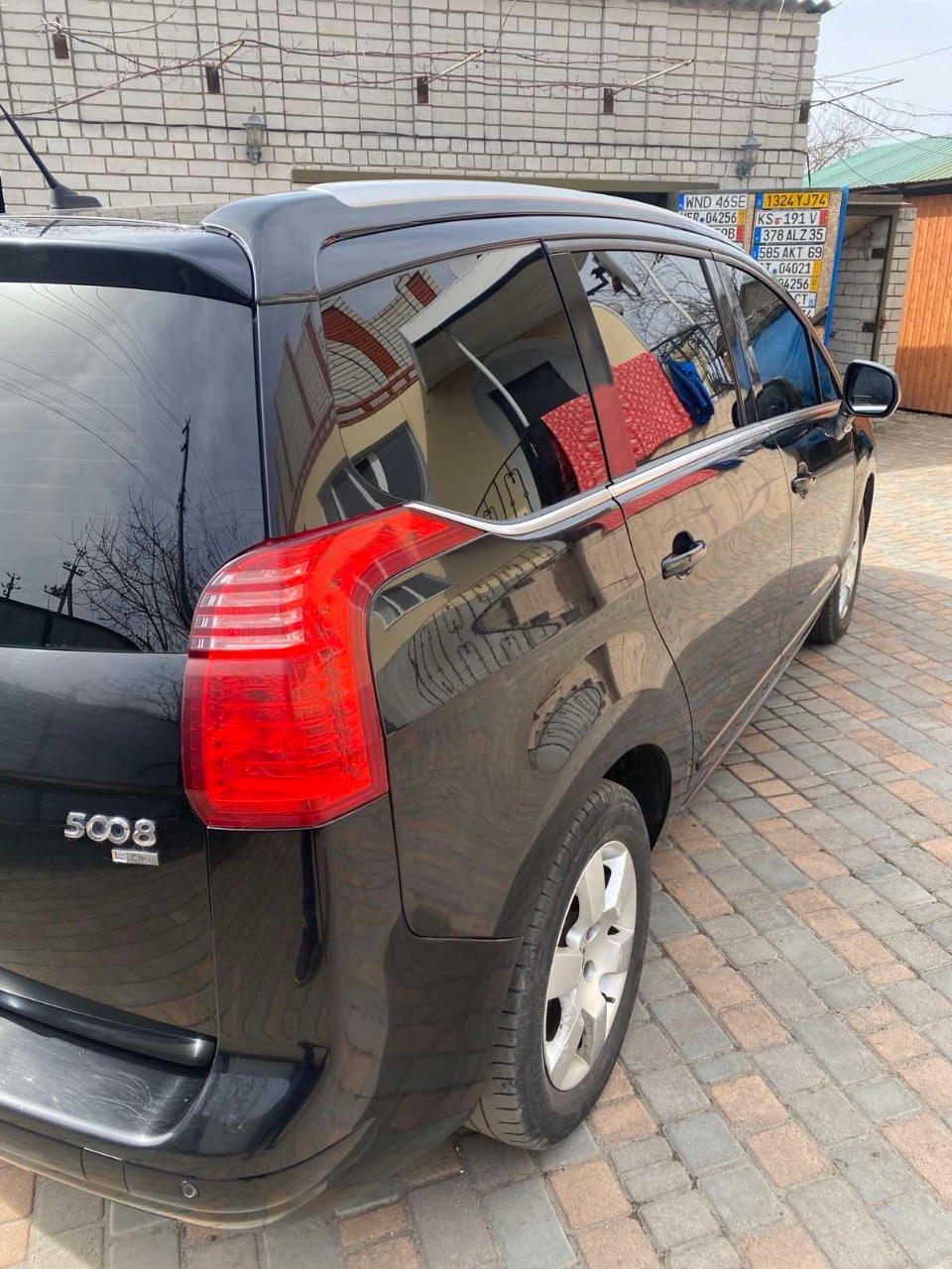 Peugeot 5008 - фото 5