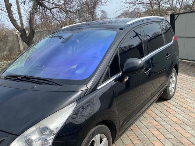 Peugeot 5008 - фото 2