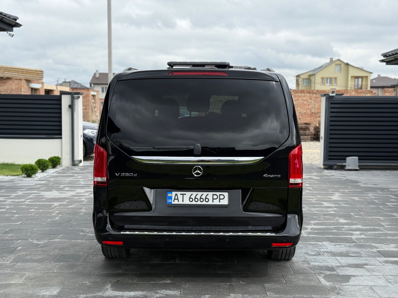 Mercedes-Benz V-Класс - фото 8