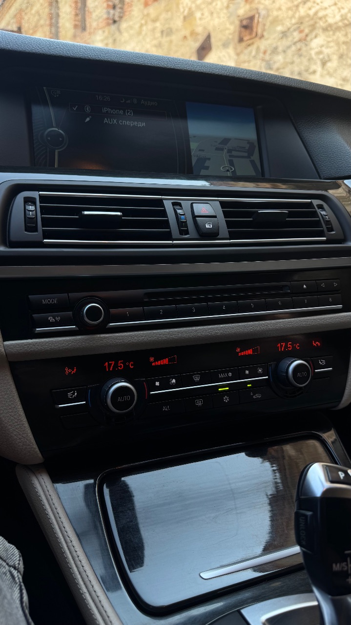 BMW 5 серії - фото 9