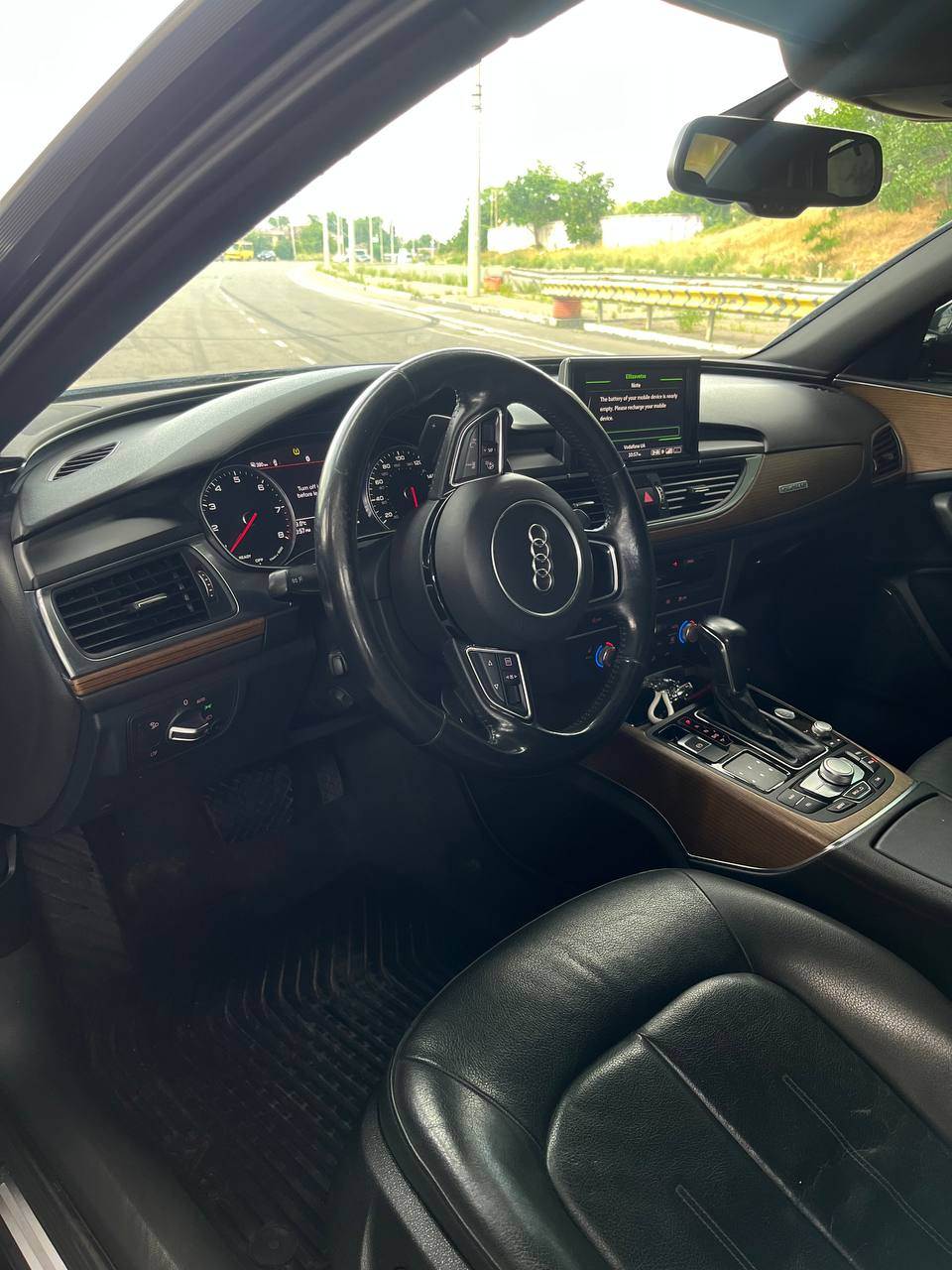 Audi A6 - фото 10