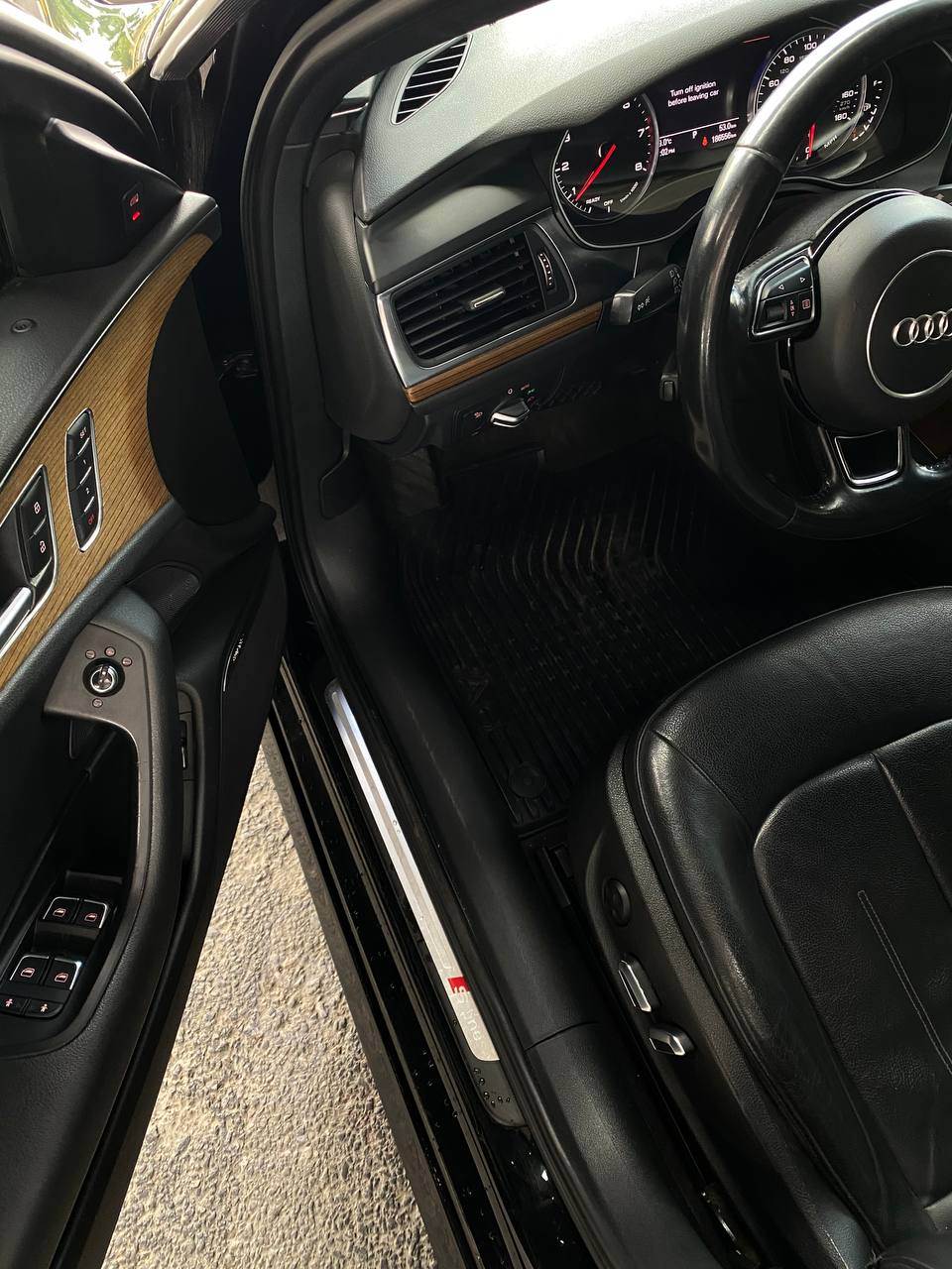 Audi A6 - фото 5