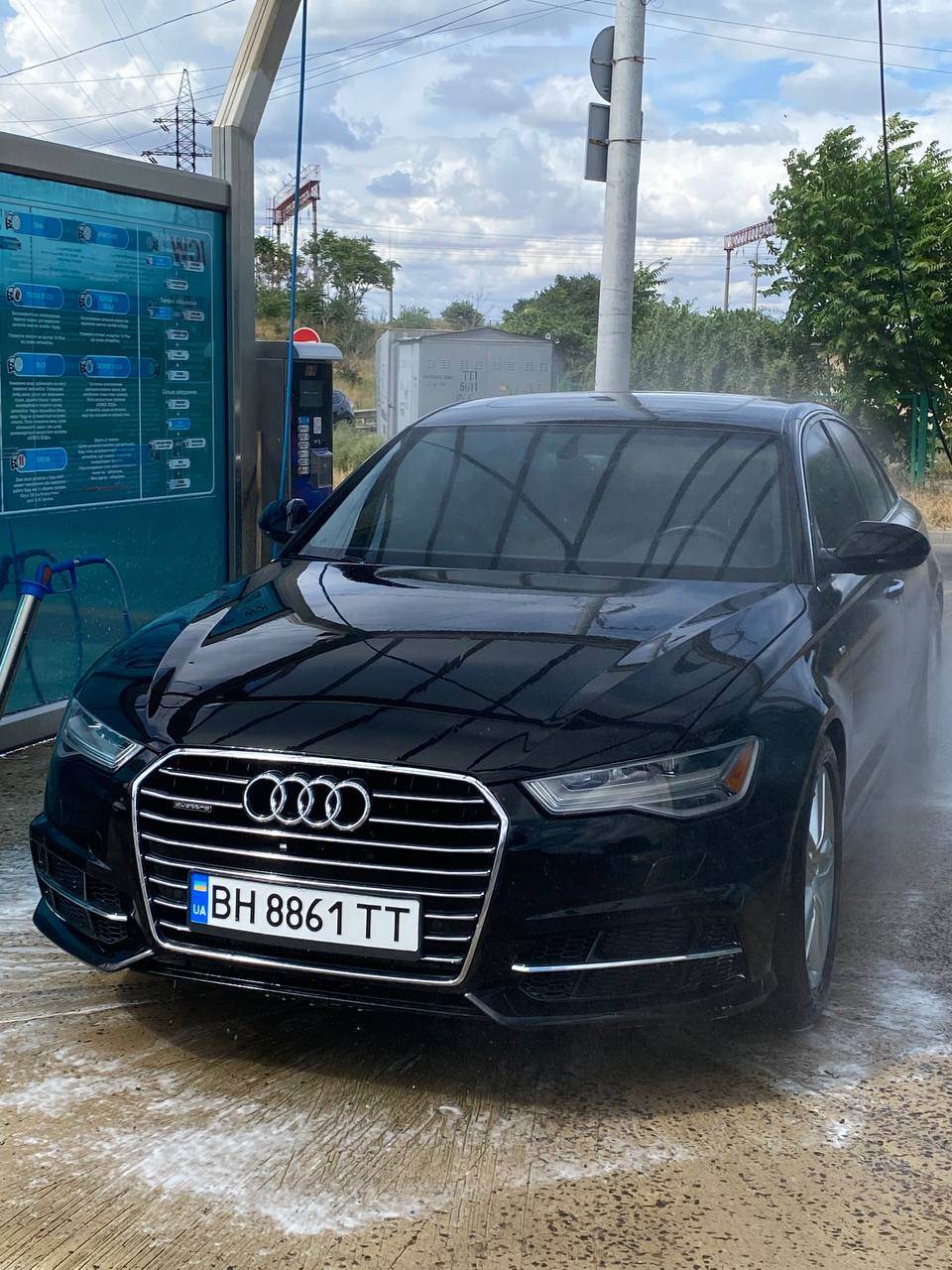 Audi A6 - фото 12